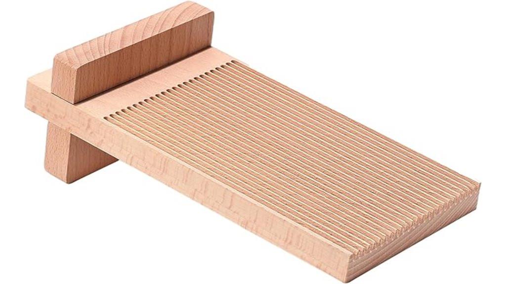 one hand gnocchi board