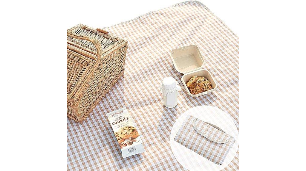 waterproof gingham picnic blanket