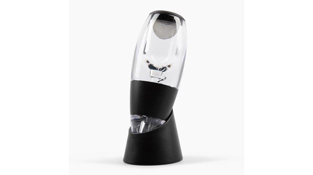 wine pourer with sediment